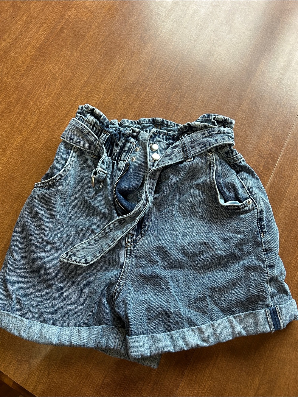 H&M Washed Denim Paperbag Shorts - Blue size 4